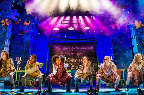 Annie at New Theatre Oxford