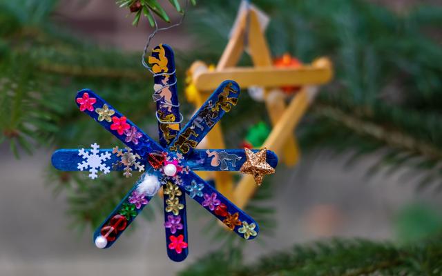 Merry Makers: Christmas Crafting Club
