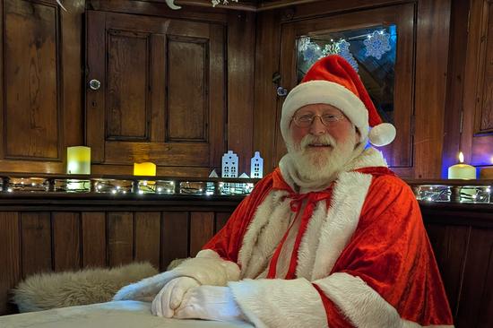 Santa Sails Into Gloucester Docks